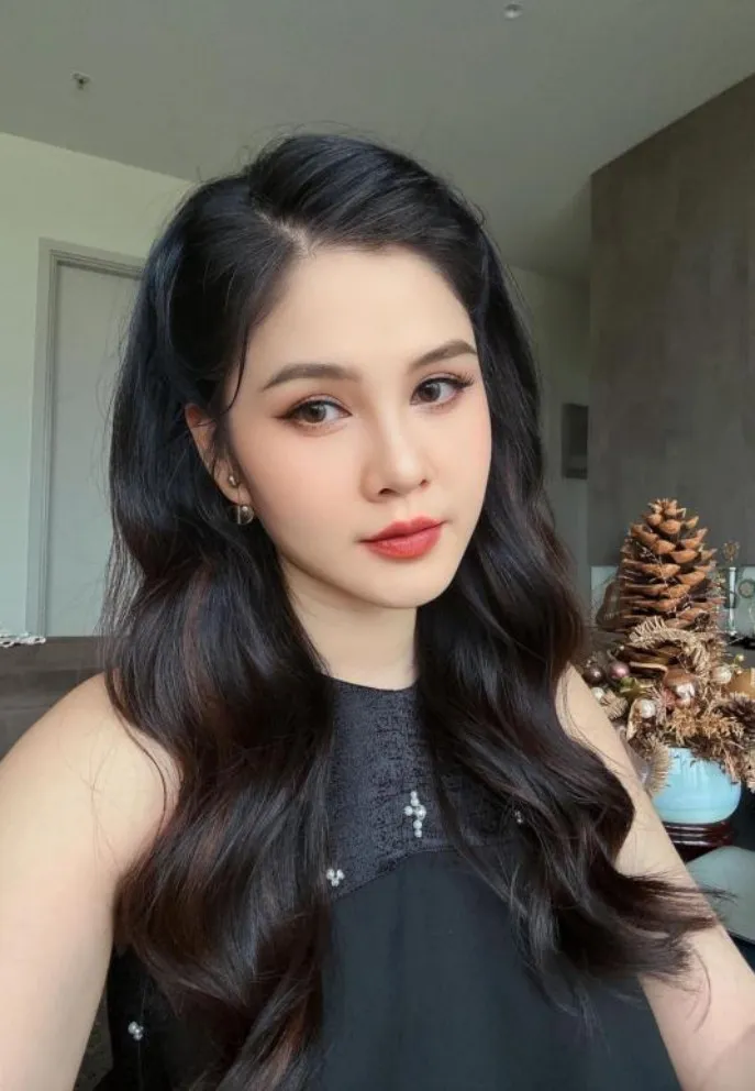 Tuấn Hưng cách ly cùng bà xã, Lin Rin hoãn đám cưới tại Việt Nam - Ảnh 5. Tuấn Hưng cách ly cùng bà xã, Lin Rin hoãn đám cưới tại Việt Nam - Ảnh 5.