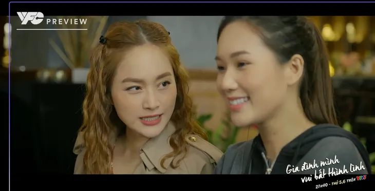 Gia đình mình vui bất thình lình - Tập 16: Hà, Trâm Anh thay chị dâu dằn mặt tiểu tam - Ảnh 1. Gia đình mình vui bất thình lình - Tập 16: Hà, Trâm Anh thay chị dâu dằn mặt tiểu tam - Ảnh 1.