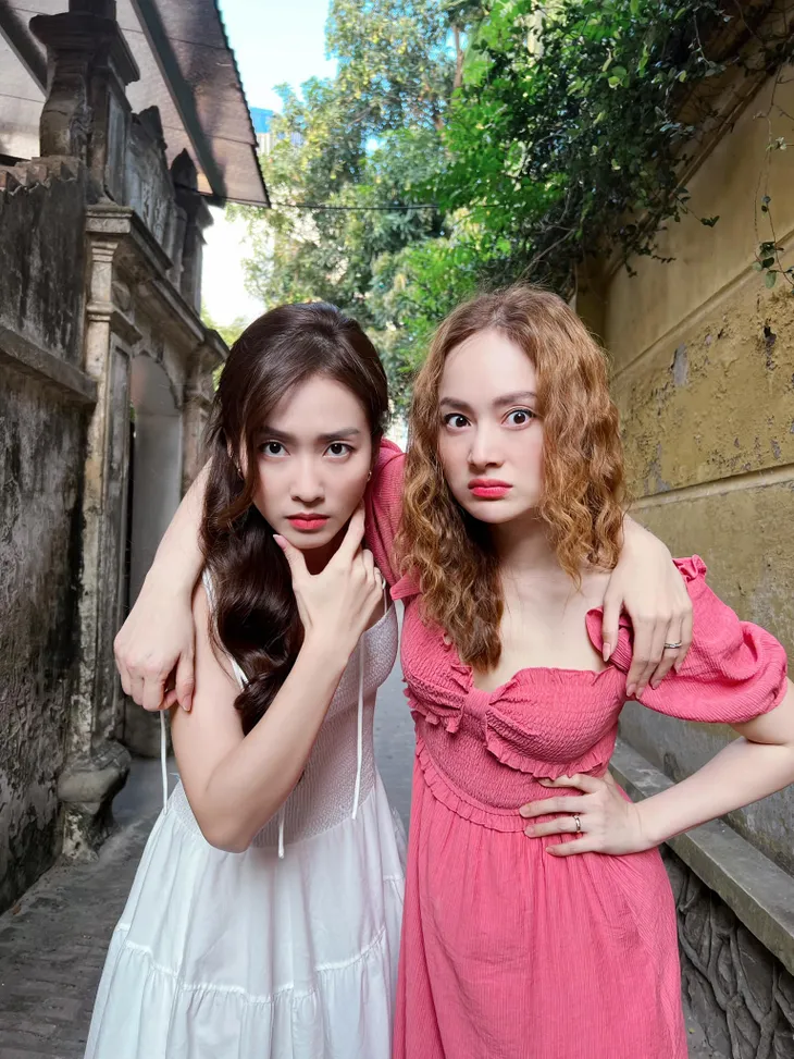 Hai chị em dâu Khả Ngân - Lan Phương được khen hết nước chấm - Ảnh 2. Hai chị em dâu Khả Ngân - Lan Phương được khen hết nước chấm - Ảnh 2.