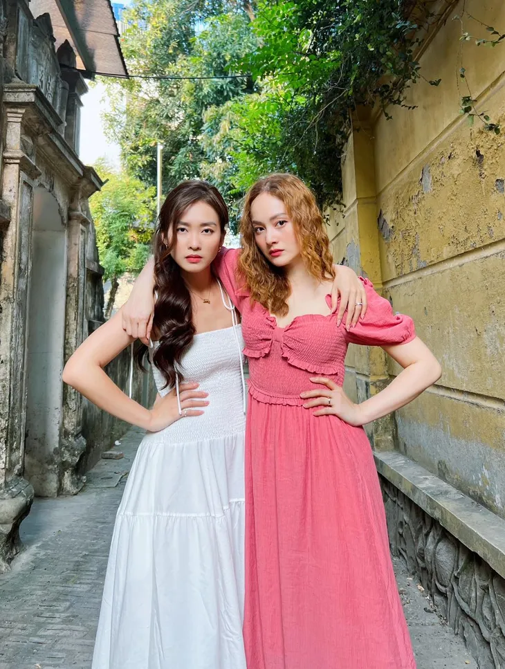 Hai chị em dâu Khả Ngân - Lan Phương được khen hết nước chấm - Ảnh 3. Hai chị em dâu Khả Ngân - Lan Phương được khen hết nước chấm - Ảnh 3.