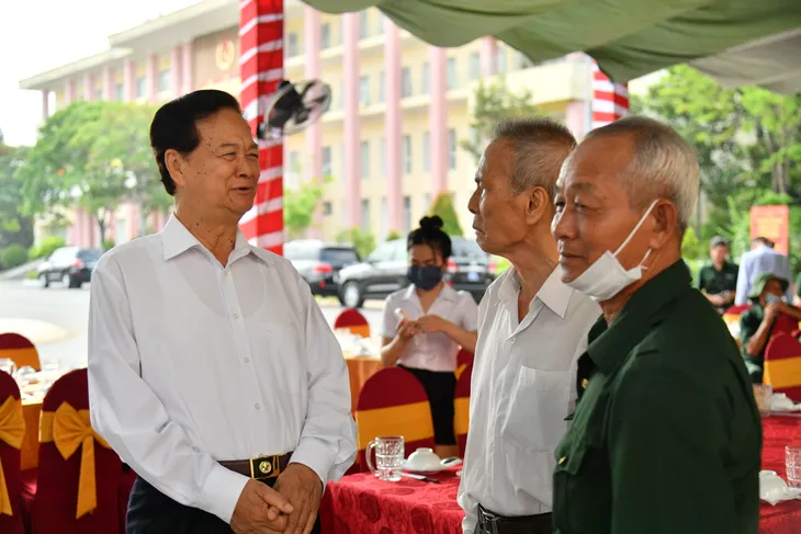 Cựu chiến binh Tiểu đoàn 207-519 Kiên Giang ôn lại truyền thống anh hùng - Ảnh 3. Cựu chiến binh Tiểu đoàn 207-519 Kiên Giang ôn lại truyền thống anh hùng - Ảnh 3.