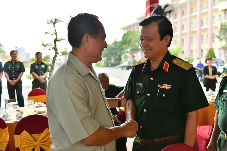 Cựu chiến binh Tiểu đoàn 207-519 Kiên Giang ôn lại truyền thống anh hùng - Ảnh 2. Cựu chiến binh Tiểu đoàn 207-519 Kiên Giang ôn lại truyền thống anh hùng - Ảnh 2.