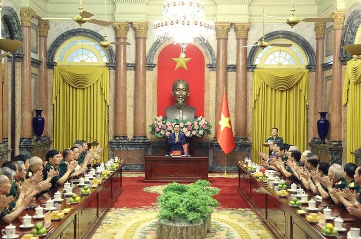 Mọi đóng góp, hi sinh vì tổ quốc sẽ không bị lãng quên - Ảnh 2. Mọi đóng góp, hi sinh vì tổ quốc sẽ không bị lãng quên - Ảnh 2.