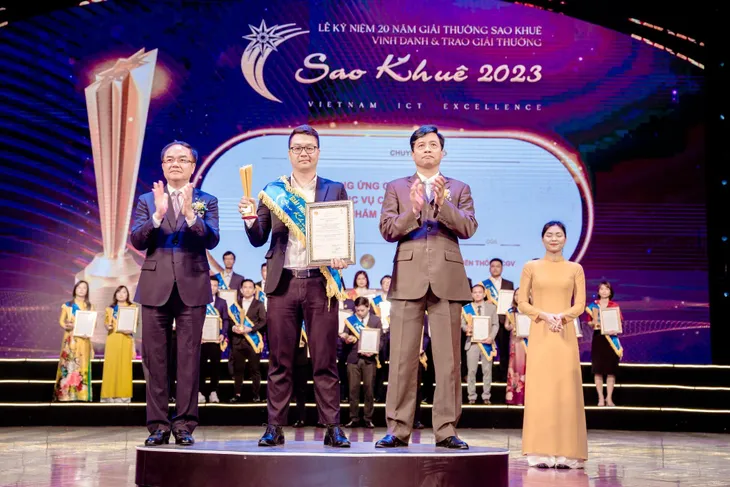 Hệ sinh thái MP Group ghi danh 2 đơn vị ở Giải thưởng Sao Khuê 2023 - Ảnh 3. Hệ sinh thái MP Group ghi danh 2 đơn vị ở Giải thưởng Sao Khuê 2023 - Ảnh 3.