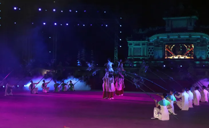 Khai mạc Festival nghề truyền thống Huế 2023 - Ảnh 2. Khai mạc Festival nghề truyền thống Huế 2023 - Ảnh 2.