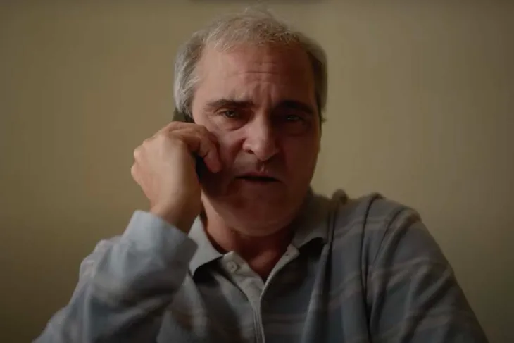 Joaquin Phoenix ngất xỉu trên phim trường - Ảnh 1. Joaquin Phoenix ngất xỉu trên phim trường - Ảnh 1.
