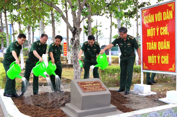 Cà Mau: Bộ đội biên phòng kiên quyết đấu tranh với các loại tội phạm - Ảnh 3. Cà Mau: Bộ đội biên phòng kiên quyết đấu tranh với các loại tội phạm - Ảnh 3.