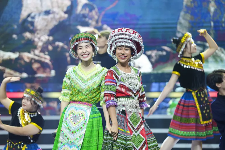 Trời sinh một cặp: Thảo Trang - Trần Vân cưa sừng thành công, Nam Em - Thanh Duy nhạt nhòa - Ảnh 1. Trời sinh một cặp: Thảo Trang - Trần Vân cưa sừng thành công, Nam Em - Thanh Duy nhạt nhòa - Ảnh 1.