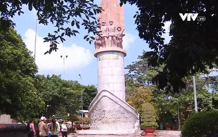 Đánh thức tiềm năng du lịch đất Mũi - Ảnh 2. Đánh thức tiềm năng du lịch đất Mũi - Ảnh 2.