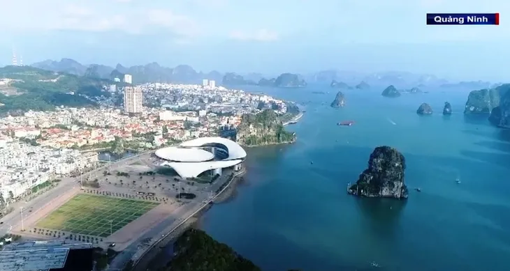 Khánh thành tuyến đường bao biển Hạ Long - Cẩm Phả - Ảnh 3. Khánh thành tuyến đường bao biển Hạ Long - Cẩm Phả - Ảnh 3.