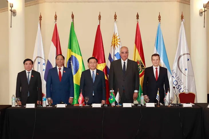 Đoàn kết, hợp tác với Cuba và các nước Mỹ Latin - Ảnh 7. Đoàn kết, hợp tác với Cuba và các nước Mỹ Latin - Ảnh 7.