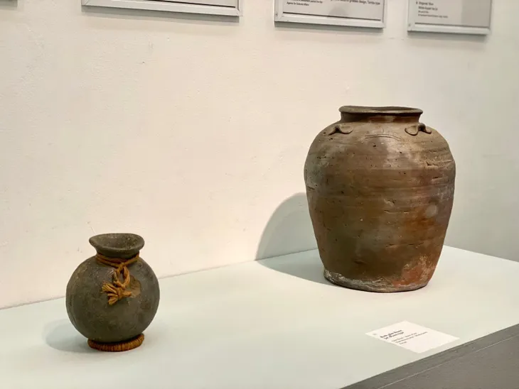 Hiểu thêm về văn hóa Nhật Bản qua triển lãm gốm Nhật “YAKISHIME - Dáng hình của Đất” - Ảnh 2. Hiểu thêm về văn hóa Nhật Bản qua triển lãm gốm Nhật “YAKISHIME - Dáng hình của Đất” - Ảnh 2.