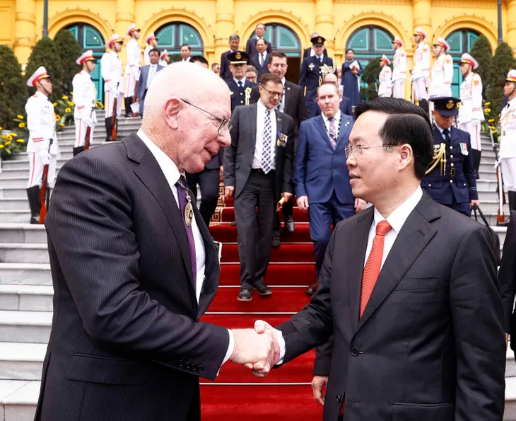 Chủ tịch nước Võ Văn Thưởng chủ trì Lễ đón chính thức Toàn quyền Australia - Ảnh 1. Chủ tịch nước Võ Văn Thưởng chủ trì Lễ đón chính thức Toàn quyền Australia - Ảnh 1.