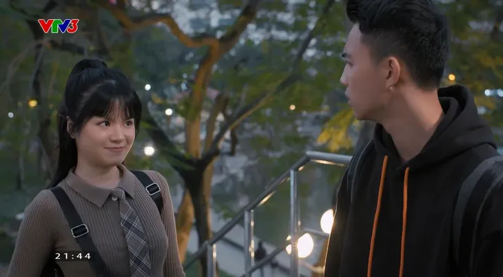 Cuộc đời vẫn đẹp sao - Tập 3: Được bát cháo lúc ốm, Lưu cảm mến thầm xí xóa lỗi cho Luyến - Ảnh 18. Cuộc đời vẫn đẹp sao - Tập 3: Được bát cháo lúc ốm, Lưu cảm mến thầm xí xóa lỗi cho Luyến - Ảnh 18.