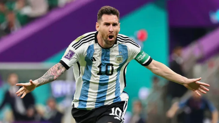 Messi nhận được lời đề nghị cao gấp đôi Ronaldo - Ảnh 1. Messi nhận được lời đề nghị cao gấp đôi Ronaldo - Ảnh 1.