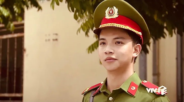 Cuộc đời vẫn đẹp sao: Con trai hết nước chấm của ông Lưu ngoài đời điển trai, đa tài - Ảnh 4. Cuộc đời vẫn đẹp sao: Con trai hết nước chấm của ông Lưu ngoài đời điển trai, đa tài - Ảnh 4.