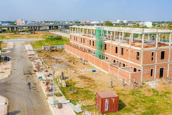 Đề xuất bán bất động sản phải qua sàn: Cần nâng cao vai trò của môi giới - Ảnh 1. Đề xuất bán bất động sản phải qua sàn: Cần nâng cao vai trò của môi giới - Ảnh 1.
