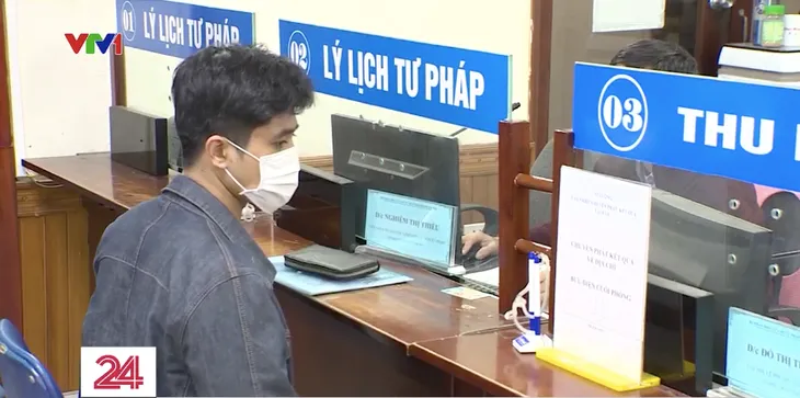 Tăng cường cán bộ tiếp nhận, giải quyết hồ sơ lý lịch tư pháp ở Hà Nội - Ảnh 2. Tăng cường cán bộ tiếp nhận, giải quyết hồ sơ lý lịch tư pháp ở Hà Nội - Ảnh 2.