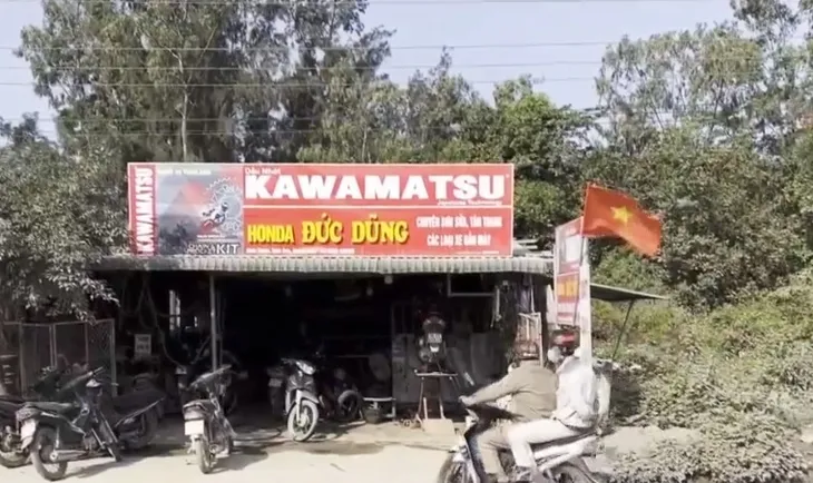 Thùng bơm xe từ thiện - Ảnh 1. Thùng bơm xe từ thiện - Ảnh 1.