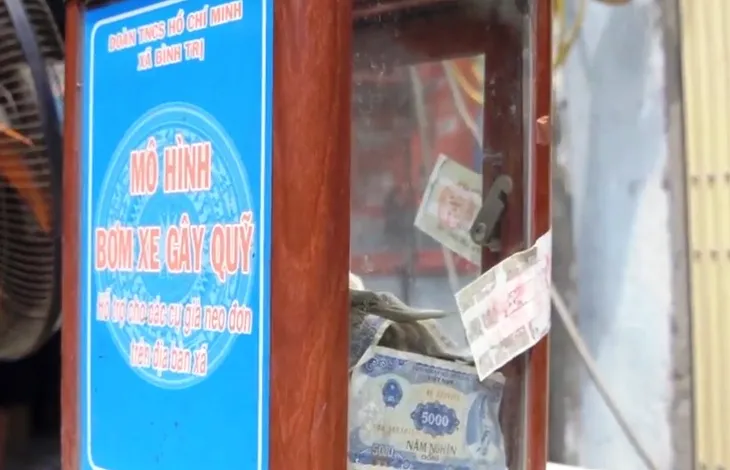 Thùng bơm xe từ thiện - Ảnh 3. Thùng bơm xe từ thiện - Ảnh 3.