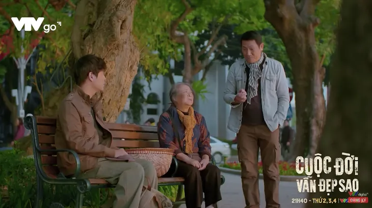 Cuộc đời vẫn đẹp sao - Tập 13: Điền trả lại vàng cho bà Tình - Ảnh 2. Cuộc đời vẫn đẹp sao - Tập 13: Điền trả lại vàng cho bà Tình - Ảnh 2.