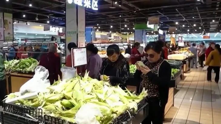 Chi tiêu tiêu dùng Trung Quốc tăng mạnh dịp lễ - Ảnh 2. Chi tiêu tiêu dùng Trung Quốc tăng mạnh dịp lễ - Ảnh 2.