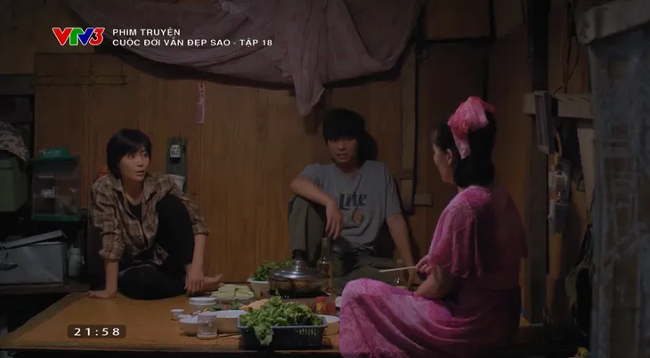 Cuộc đời vẫn đẹp sao - Tập 18: Sau tỏ tình, Luyến lại hiểu lầm Lưu qua đêm với Bình - Ảnh 1. Cuộc đời vẫn đẹp sao - Tập 18: Sau tỏ tình, Luyến lại hiểu lầm Lưu qua đêm với Bình - Ảnh 1.