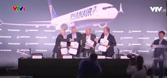 Hãng hàng không Ryanair mua 150 máy bay Boeing - Ảnh 1. Hãng hàng không Ryanair mua 150 máy bay Boeing - Ảnh 1.