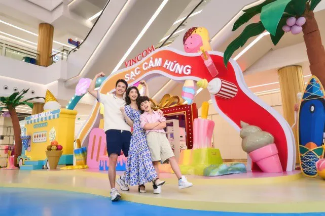 Cùng Vincom “Sạc đầy cảm hứng” đón hè sang tràn hứng khởi - Ảnh 2.