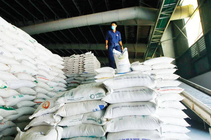 Xuất khẩu gạo tăng ngoạn mục 4 tháng đầu năm - Ảnh 1. Xuất khẩu gạo tăng ngoạn mục 4 tháng đầu năm - Ảnh 1.