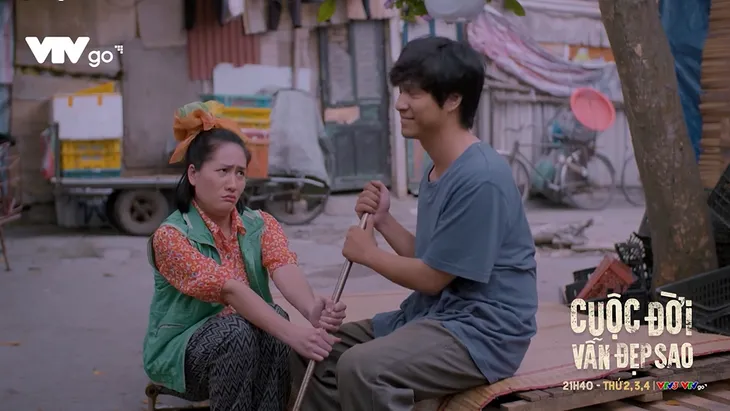 Cuộc đời vẫn đẹp sao - Tập 19: Bình coi Điền là chân ái cuộc đời - Ảnh 2. Cuộc đời vẫn đẹp sao - Tập 19: Bình coi Điền là chân ái cuộc đời - Ảnh 2.