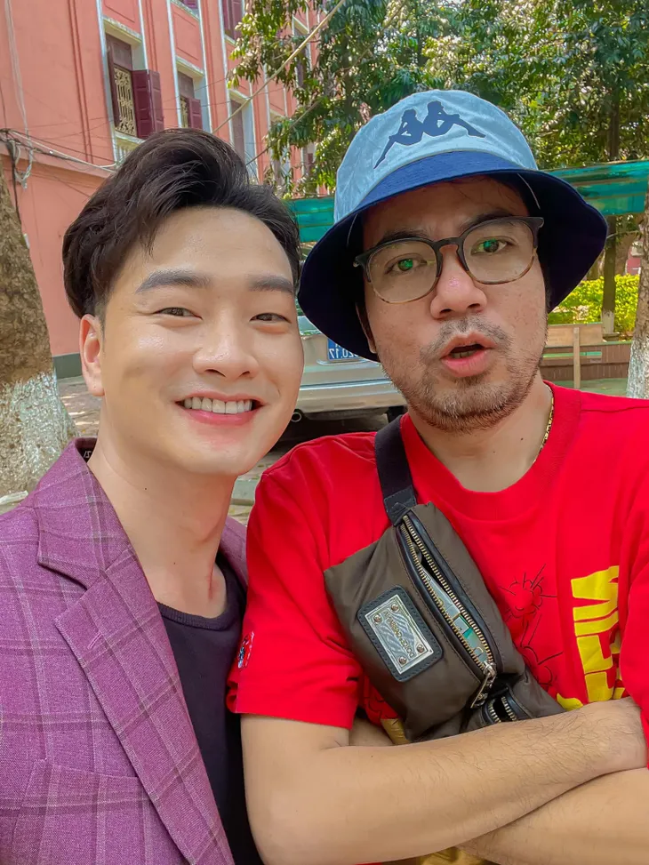 Thanh Sơn - Khả Ngân cực tình cảm ở hậu trường - Ảnh 8. Thanh Sơn - Khả Ngân cực tình cảm ở hậu trường - Ảnh 8.
