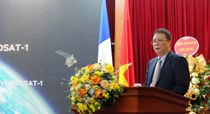 10 năm phóng thành công vệ tinh VNREDSat-1: Kết nối tới tương lai của kỷ nguyên không gian mới - Ảnh 1. 10 năm phóng thành công vệ tinh VNREDSat-1: Kết nối tới tương lai của kỷ nguyên không gian mới - Ảnh 1.