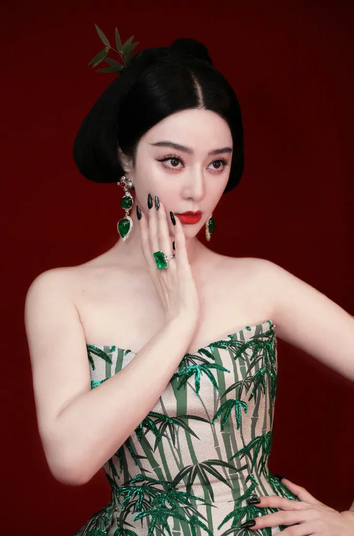 Dàn sao Cbiz đến Cannes: Phạm Băng Băng, Củng Lợi nổi bật - Ảnh 1. Dàn sao Cbiz đến Cannes: Phạm Băng Băng, Củng Lợi nổi bật - Ảnh 1.