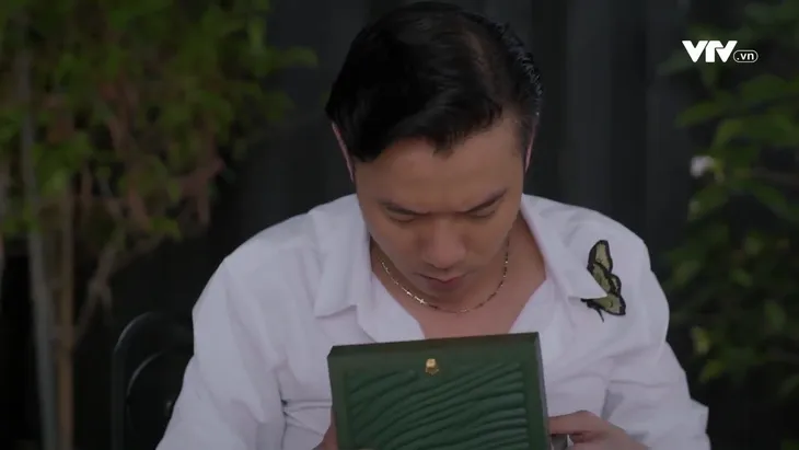 Cuộc đời vẫn đẹp sao - Tập 21: Thạch vay nặng lãi, bố Lưu nợ đầm đìa nhưng giấu nhau vì lo cho người kia - Ảnh 15. Cuộc đời vẫn đẹp sao - Tập 21: Thạch vay nặng lãi, bố Lưu nợ đầm đìa nhưng giấu nhau vì lo cho người kia - Ảnh 15.