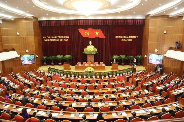 Tổng Bí thư: Đẩy mạnh hơn nữa công cuộc đổi mới, thực hiện thắng lợi Nghị quyết Đại hội XIII - Ảnh 1. Tổng Bí thư: Đẩy mạnh hơn nữa công cuộc đổi mới, thực hiện thắng lợi Nghị quyết Đại hội XIII - Ảnh 1.