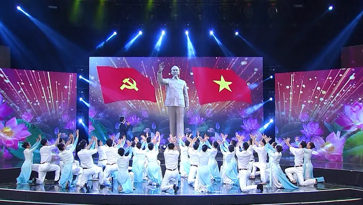 THTT Lễ kỷ niệm 60 năm Ngày Bác Hồ về thăm Nam Định (20h10, 19/5, VTV1) - Ảnh 1. THTT Lễ kỷ niệm 60 năm Ngày Bác Hồ về thăm Nam Định (20h10, 19/5, VTV1) - Ảnh 1.