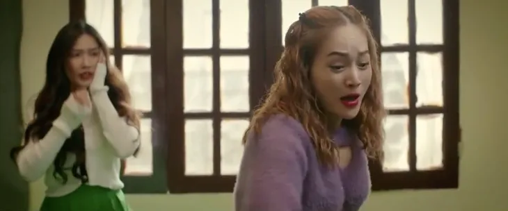 Gia đình mình vui bất thình lình - Tập 22: Sung sướng vì đẩy ngã celeb, Hà chưa nhận ra biểu hiện lạ của chồng - Ảnh 43. Gia đình mình vui bất thình lình - Tập 22: Sung sướng vì đẩy ngã celeb, Hà chưa nhận ra biểu hiện lạ của chồng - Ảnh 43.