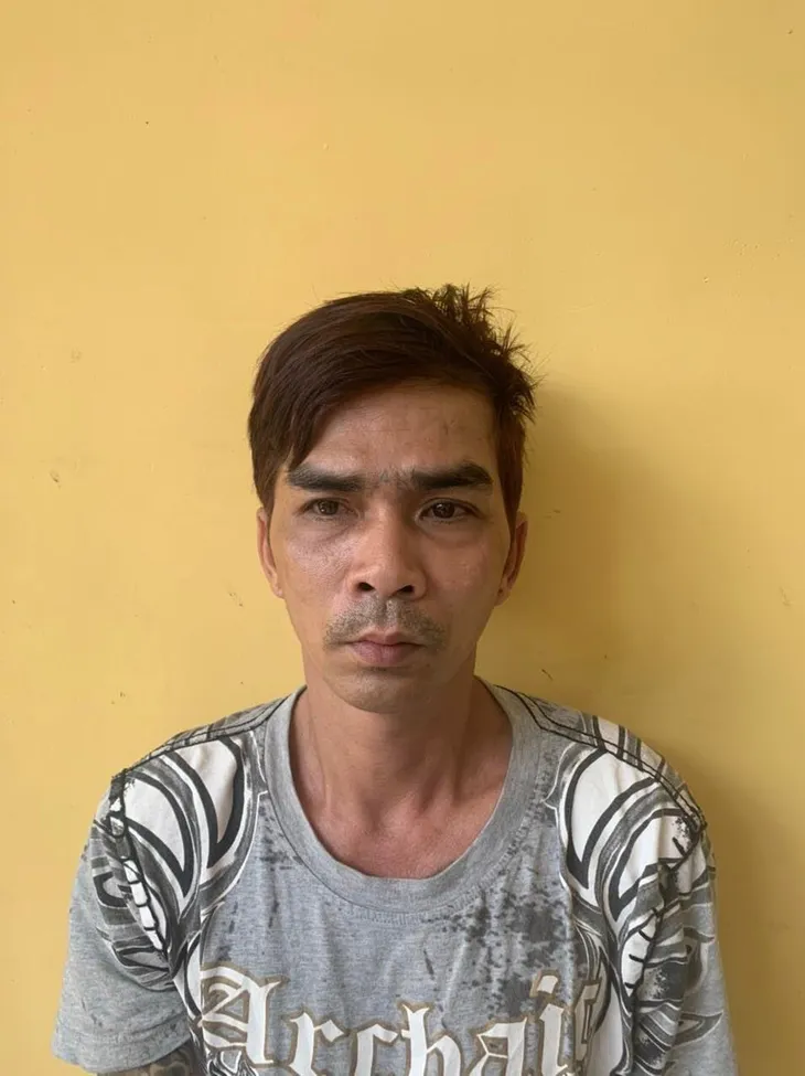 Vụ bé 3 tuổi nghi bị ép hút ma túy: Khởi tố mẹ ruột và nhân tình - Ảnh 1. Vụ bé 3 tuổi nghi bị ép hút ma túy: Khởi tố mẹ ruột và nhân tình - Ảnh 1.