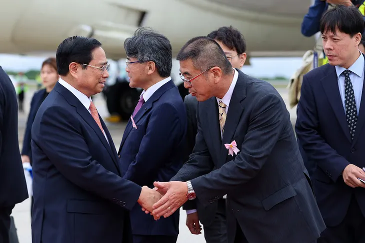 Thủ tướng Phạm Minh Chính tới Hiroshima bắt đầu dự Hội nghị Thượng đỉnh G7 và làm việc tại Nhật Bản - Ảnh 3. Thủ tướng Phạm Minh Chính tới Hiroshima bắt đầu dự Hội nghị Thượng đỉnh G7 và làm việc tại Nhật Bản - Ảnh 3.
