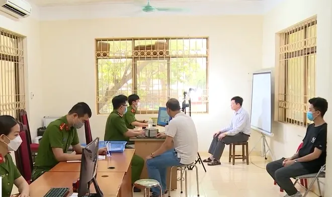 Triển khai nhiều giải pháp cấp căn cước công dân dịp nghỉ lễ - Ảnh 1. Triển khai nhiều giải pháp cấp căn cước công dân dịp nghỉ lễ - Ảnh 1.