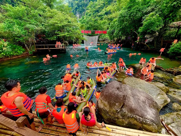 Quảng Bình: Nhiều khách sạn cháy phòng dịp nghỉ lễ 30/4-1/5 - Ảnh 2. Quảng Bình: Nhiều khách sạn cháy phòng dịp nghỉ lễ 30/4-1/5 - Ảnh 2.
