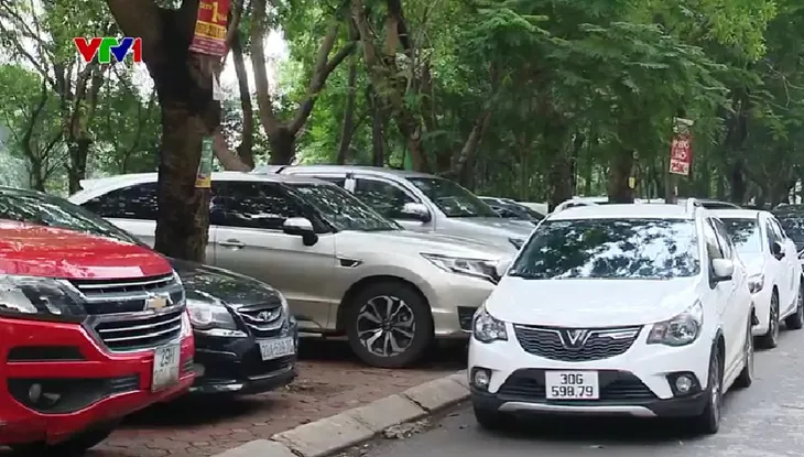 Hà Nội quyết tâm thu hồi các dự án bãi giữ xe chậm tiến độ - Ảnh 1. Hà Nội quyết tâm thu hồi các dự án bãi giữ xe chậm tiến độ - Ảnh 1.