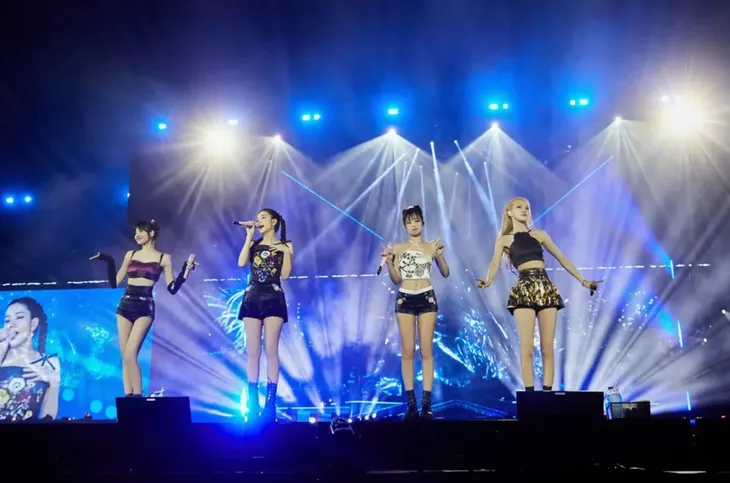 BLACKPINK - Nhóm nhạc nữ đầu tiên vượt mốc 100 triệu USD doanh thu tour diễn trong lịch sử - Ảnh 1. BLACKPINK - Nhóm nhạc nữ đầu tiên vượt mốc 100 triệu USD doanh thu tour diễn trong lịch sử - Ảnh 1.