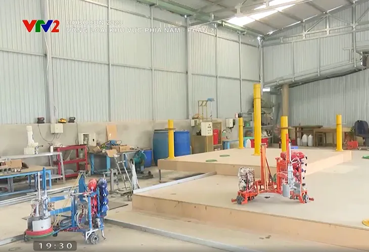 Cao đẳng Công Thương miền Trung lần đầu đến với Robocon Việt Nam - Ảnh 3. Cao đẳng Công Thương miền Trung lần đầu đến với Robocon Việt Nam - Ảnh 3.