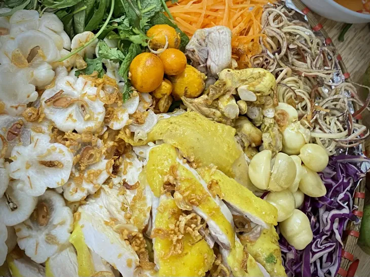 Bắt trend ngay với gỏi gà măng cụt xanh - Ảnh 1. Bắt trend ngay với gỏi gà măng cụt xanh - Ảnh 1.