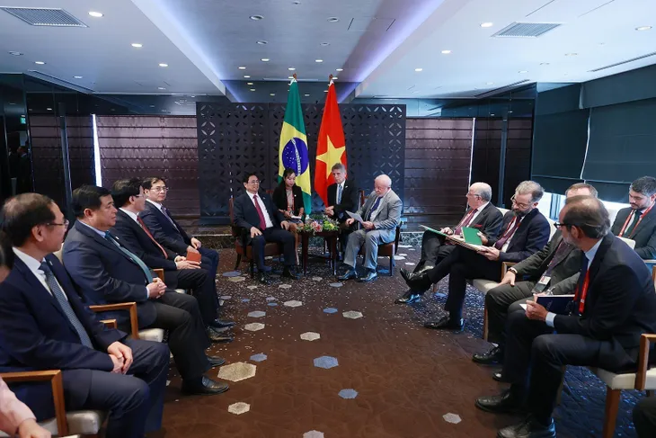 Thủ tướng Phạm Minh Chính gặp Tổng thống Brazil, Tổng thống Ukraine - Ảnh 3. Thủ tướng Phạm Minh Chính gặp Tổng thống Brazil, Tổng thống Ukraine - Ảnh 3.