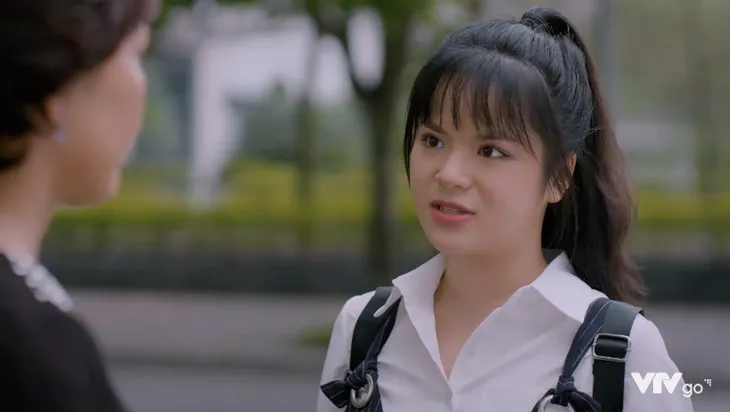 Cuộc đời vẫn đẹp sao - Tập 22: Nghĩ Thạch đeo bám con gái mình, Hòa quay xe cực gắt với bố con Lưu - Ảnh 29. Cuộc đời vẫn đẹp sao - Tập 22: Nghĩ Thạch đeo bám con gái mình, Hòa quay xe cực gắt với bố con Lưu - Ảnh 29.