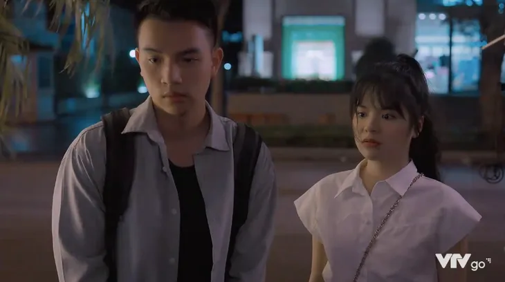 Cuộc đời vẫn đẹp sao - Tập 22: Nghĩ Thạch đeo bám con gái mình, Hòa quay xe cực gắt với bố con Lưu - Ảnh 7. Cuộc đời vẫn đẹp sao - Tập 22: Nghĩ Thạch đeo bám con gái mình, Hòa quay xe cực gắt với bố con Lưu - Ảnh 7.
