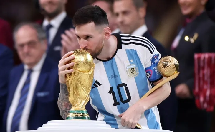 Đội tuyển Argentina xác nhận đá giao hữu với Indonesia - Ảnh 2. Đội tuyển Argentina xác nhận đá giao hữu với Indonesia - Ảnh 2.